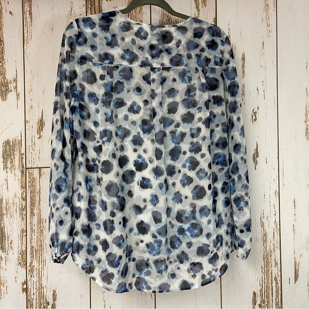 Liz Claiborne, Blue Leopard Sheer Shirt with Under Tank, Size Petite Large - Picture 2 of 6